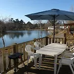 Spacieux Mobil-home 3 Avec Terrasse - Api-1-52-790