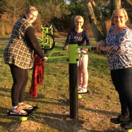 Camping Spacieux Mobil-home 3 Avec Terrasse - Api-1-52-790 Saint-Sornin (Charente-Maritime)