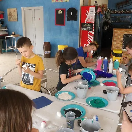 Spacieux Mobil-home 3 Avec Terrasse - Api-1-52-790 *