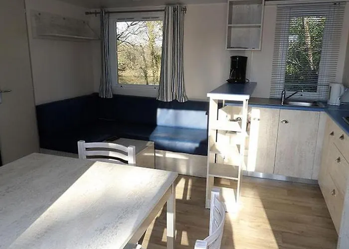 Spacieux Mobil-home 3 Avec Terrasse - Api-1-52-790 Camping